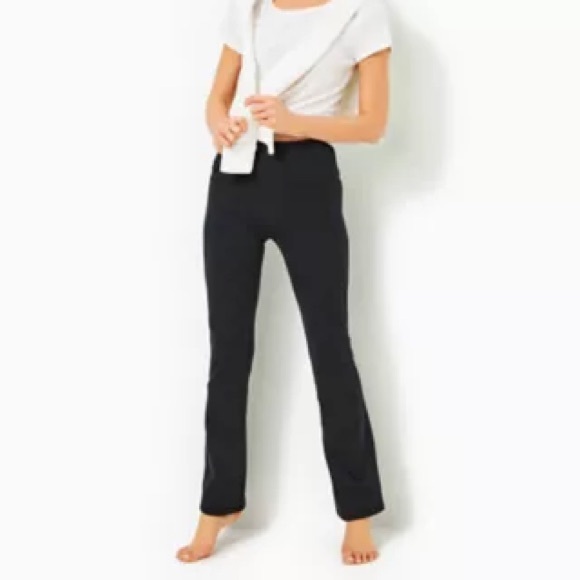 Lilly Pulitzer Pants - Lilly Pulitzer UPF 50+ Luxletic 31.5" Carpe Vita Flare Legging M NWOT